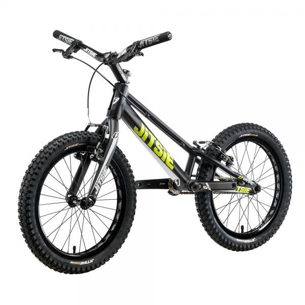 Bicicleta Varial 18" 740