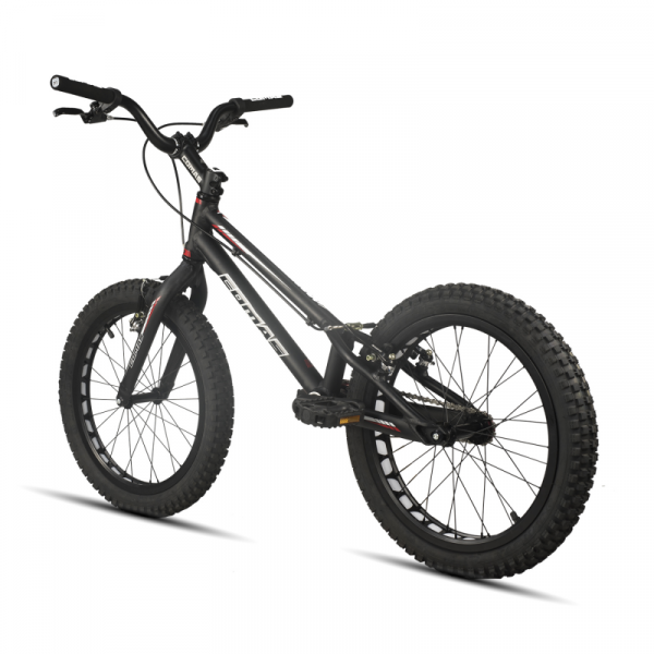 Bicicleta R1 18" 740 V-Brake